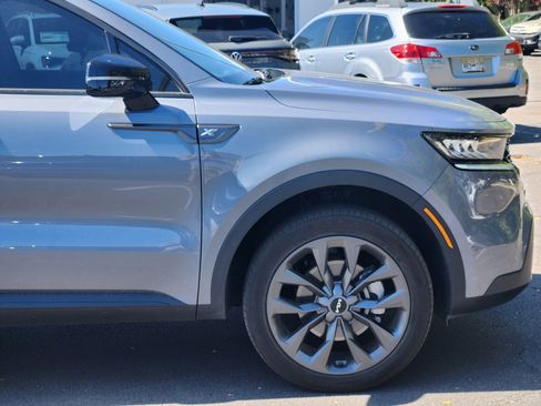 Used 2023 Kia Sorento X-Line EX image 7