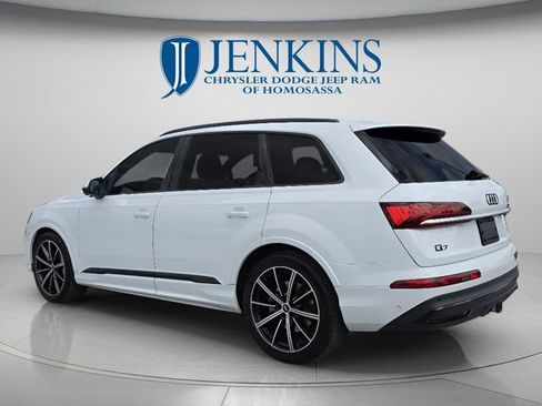 Used 2021 Audi Q7 3.0T Prestige w/ Prestige Package AWD/4WD image 8