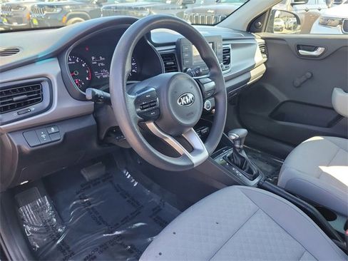Used 2018 Kia Rio LX image 15