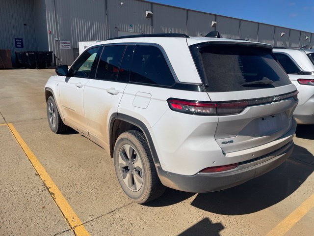 Used 2024 Jeep Grand Cherokee Limited 4xe AWD/4WD image 4