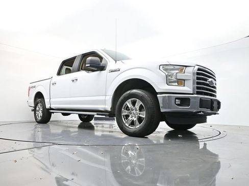 Used 2016 Ford F150 XLT w/ Equipment Group 302A Luxury image 26