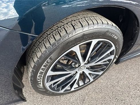 Used 2019 Toyota Camry SE image 9