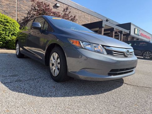 Used 2012 Honda Civic LX image 1