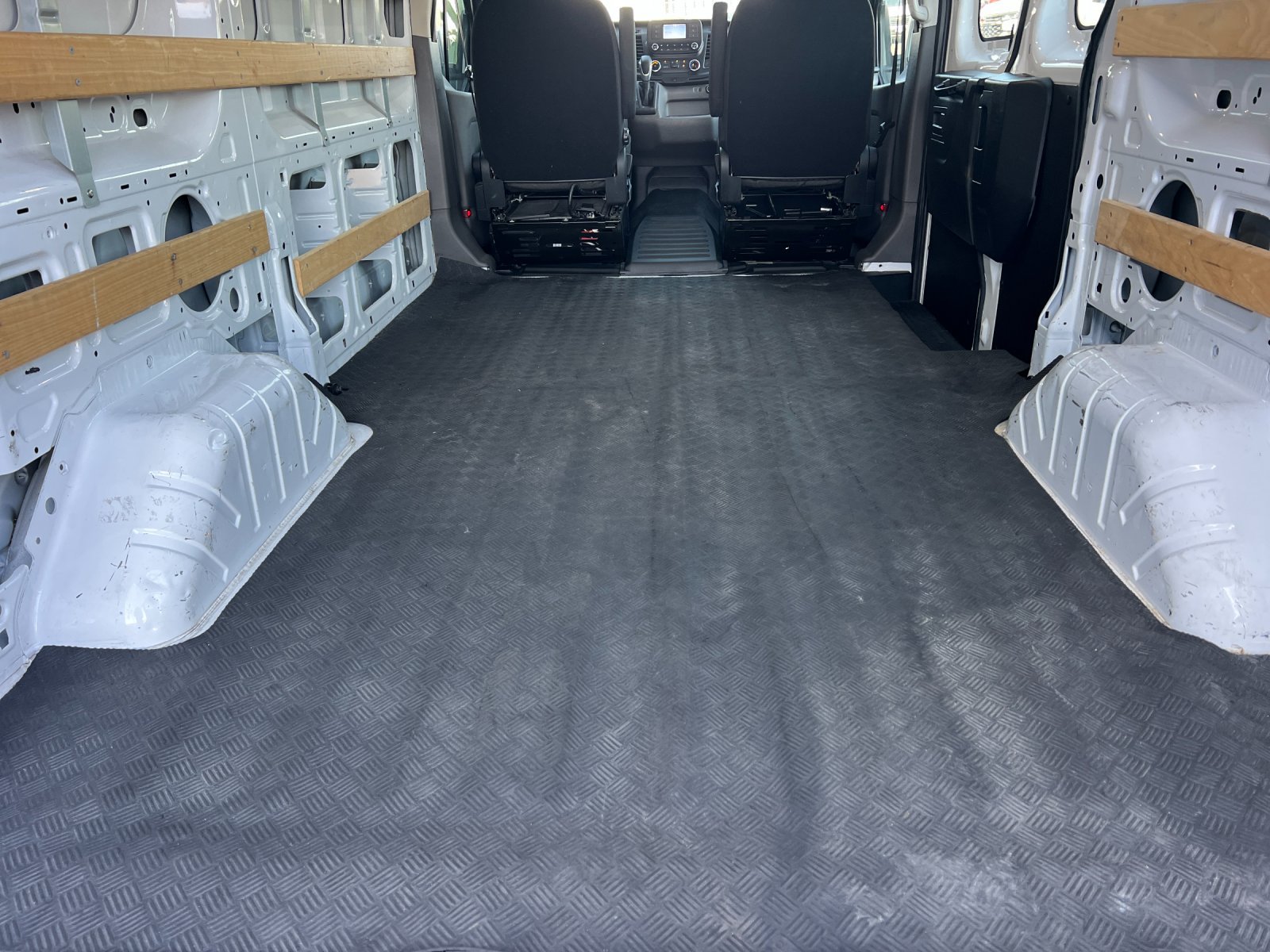 Used 2022 Ford Transit 250 Low Roof w/ Exterior Upgrade Package RWD image 16
