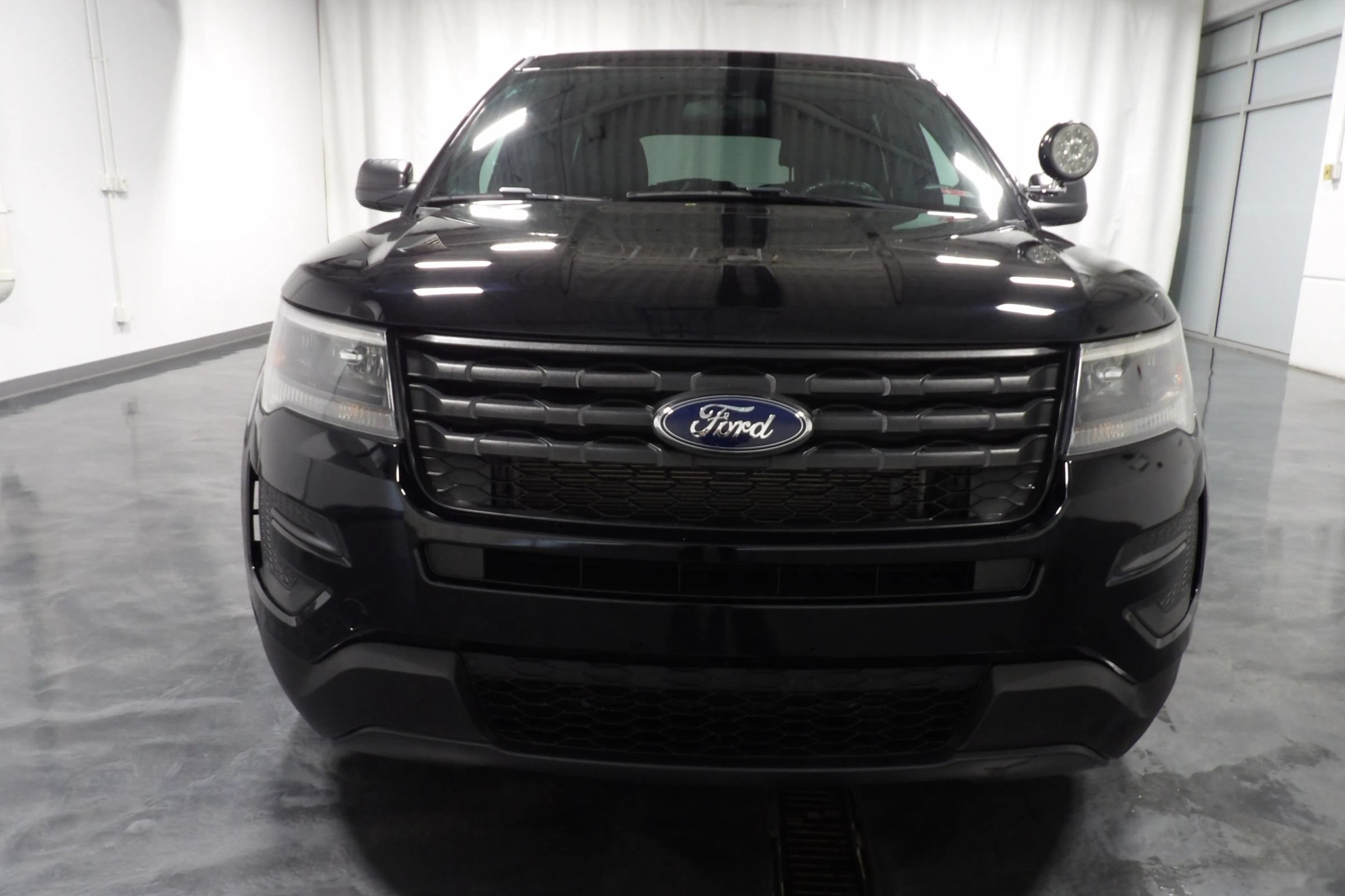 Used 2018 Ford Explorer 4WD Police Interceptor image 2