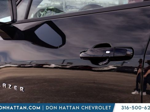 Used 2025 Chevrolet Blazer LT image 27