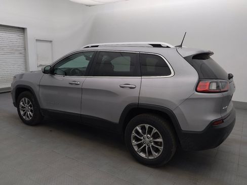 Used 2019 Jeep Cherokee Latitude Plus w/ Comfort/Convenience Group AWD/4WD image 3