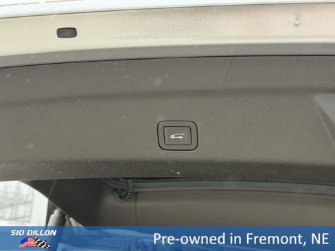 Used 2025 GMC Yukon Denali Ultimate image 5