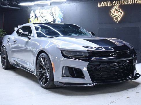 Used 2017 Chevrolet Camaro ZL1 RWD image 18