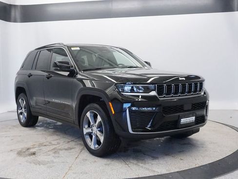 New 2026 Jeep Grand Cherokee Limited image 8