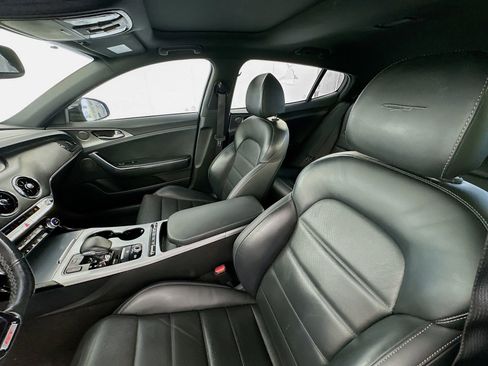 Used 2020 Kia Stinger GT2 AWD/4WD image 21