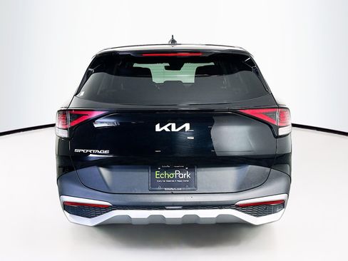 Used 2025 Kia Sportage LX FWD image 7