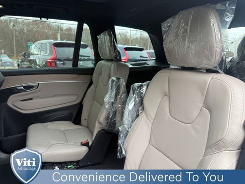 New 2026 Volvo XC90 T8 Ultra w/ Lounge Package AWD/4WD image 14