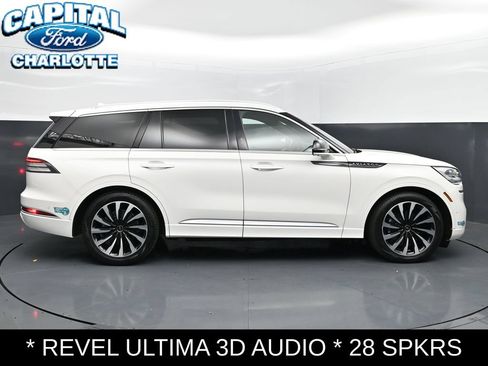 Used 2023 Lincoln Aviator Black Label Grand Touring AWD/4WD image 9