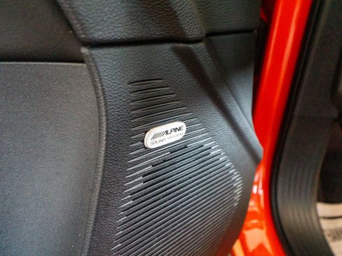 Used 2018 Dodge Challenger R/T Scat Pack image 17