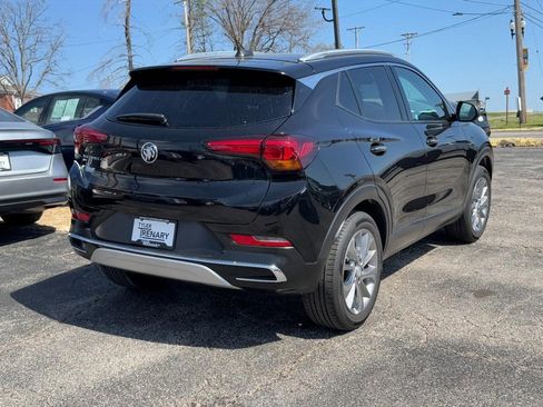 Used 2023 Buick Encore GX Essence w/ Experience Buick Package image 3