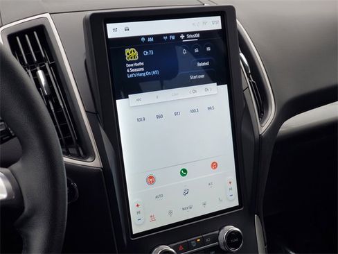 Certified 2024 Ford Edge SEL w/ Convenience Package image 19