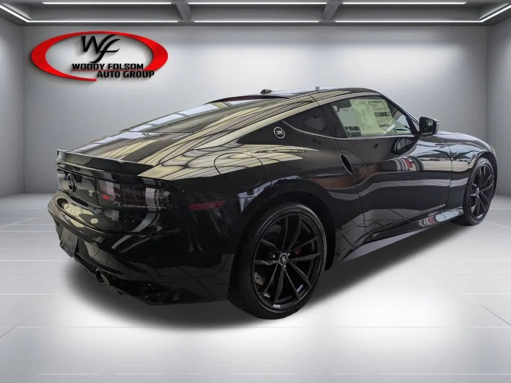 New 2026 Nissan Z Performance w/ Floor Mat Package RWD image 4