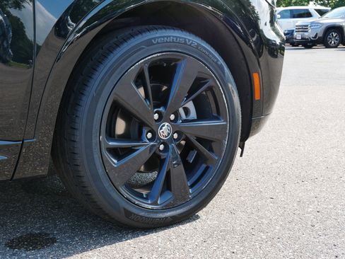 Used 2023 Buick Envision Essence w/ Technology Package I image 9