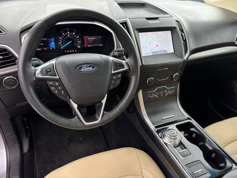 Used 2020 Ford Edge SEL w/ Convenience Package image 13