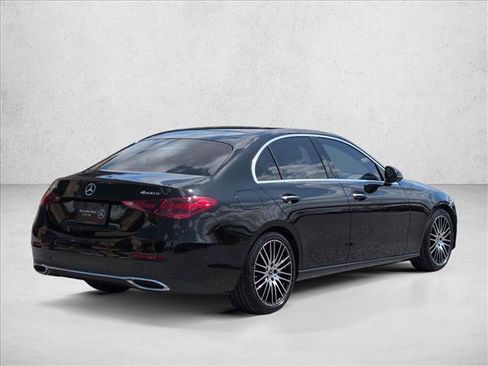 Certified 2022 Mercedes-Benz C 300 4MATIC Sedan image 5