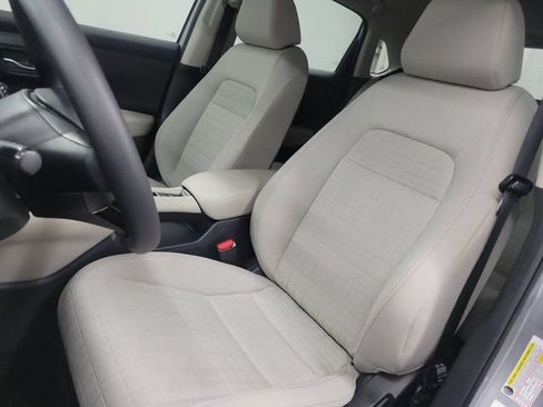 Certified 2025 Honda HR-V LX image 22
