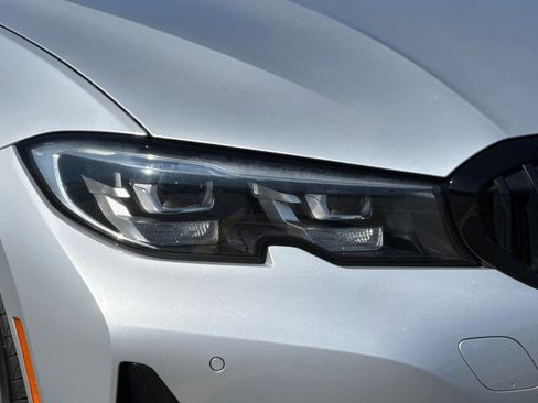 Used 2019 BMW 330i Sedan image 10