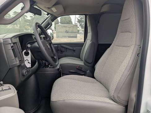 New 2026 GMC Savana 2500 Extended w/ Driver Convenience Package RWD image 18