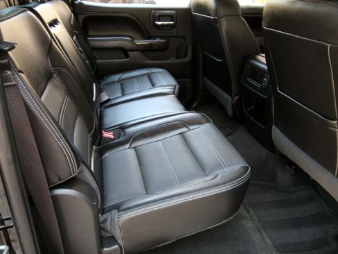 Used 2016 GMC Sierra 2500 Denali w/ Duramax Plus Package image 43