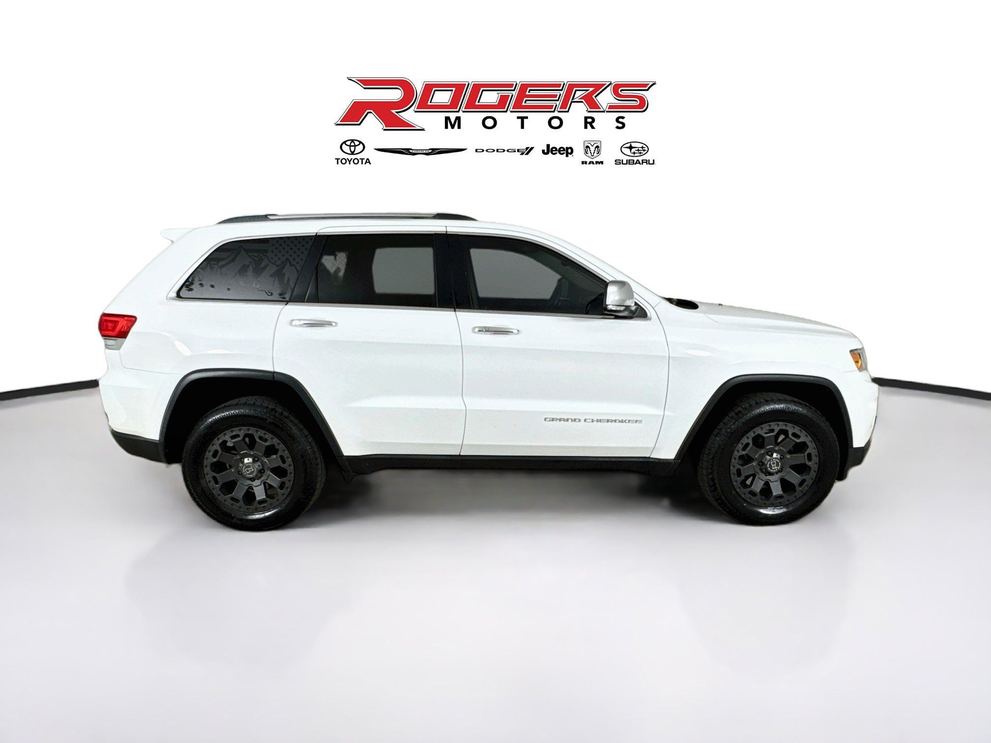 Used 2014 Jeep Grand Cherokee Limited w/ Mopar Chrome Edition Group AWD/4WD image 9
