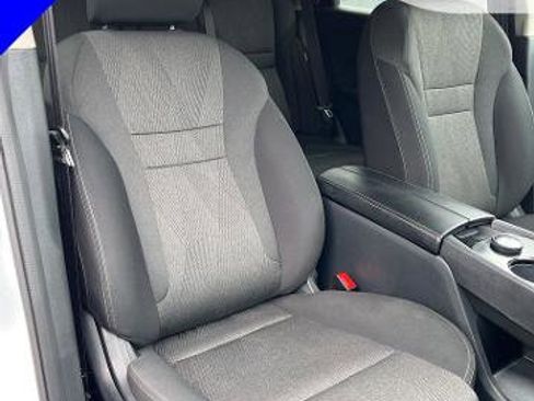 Certified 2025 Nissan Rogue SV AWD/4WD image 26