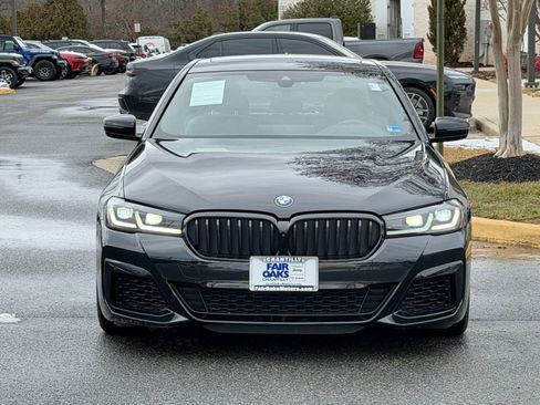 Used 2021 BMW M550i xDrive w/ Executive Package image 4