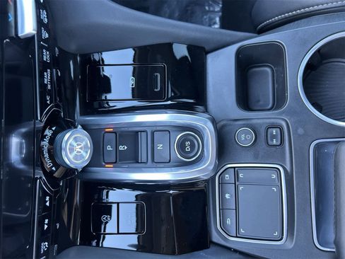 Used 2023 Acura MDX FWD w/ Technology Package image 17