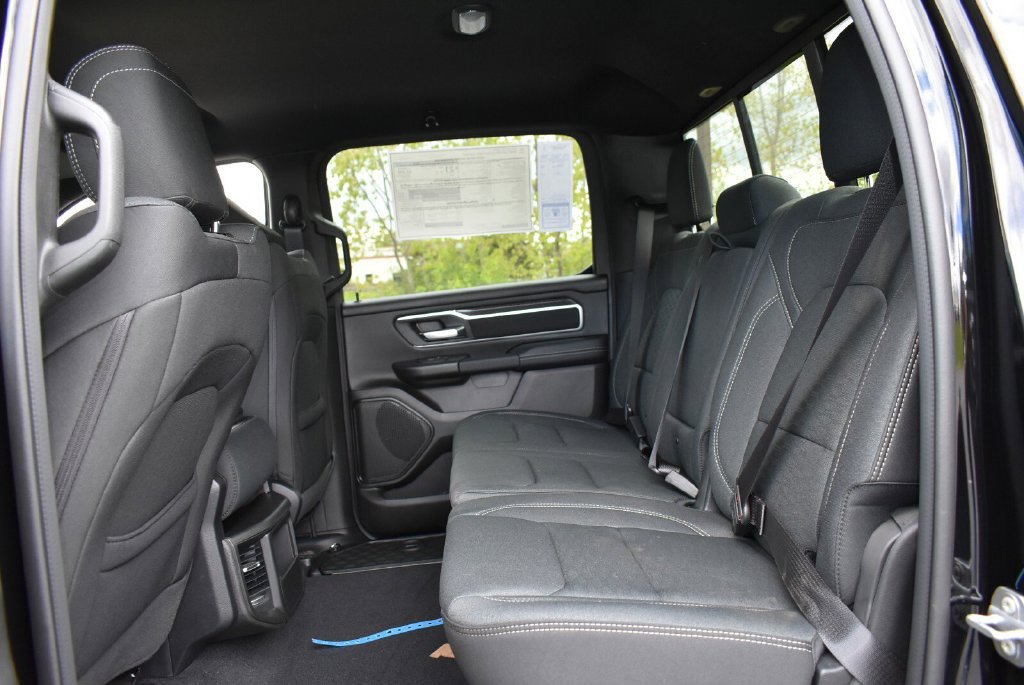 New 2026 RAM 1500 Big Horn AWD/4WD image 21
