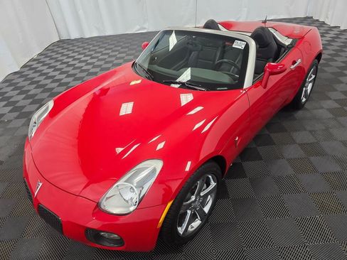 Used 2009 Pontiac Solstice GXP w/ Club Sport Package image 14