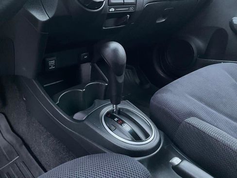 Used 2013 Honda Fit Sport image 18