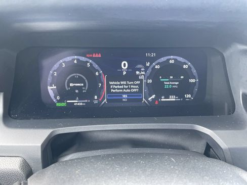 Used 2024 Toyota Tacoma TRD Off-Road w/ TRD Off Road Premium Package AWD/4WD image 17