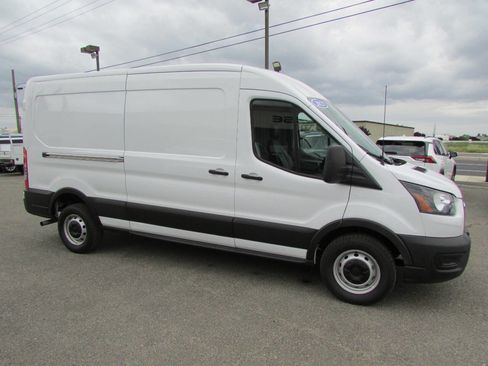Used 2023 Ford Transit 250 Medium Roof w/ Load Area Protection Package RWD image 5