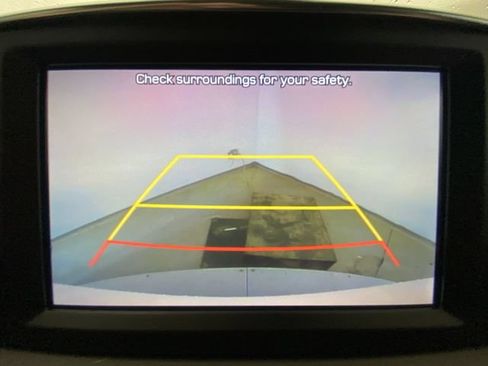 Used 2019 Hyundai Santa Fe SEL FWD image 17