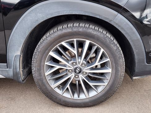 Used 2021 Hyundai Tucson Limited image 19