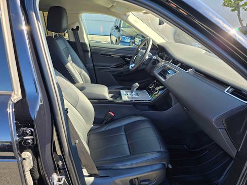 Used 2020 Land Rover Range Rover Evoque S image 11