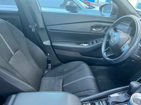 Used 2025 Honda Accord Sport image 4