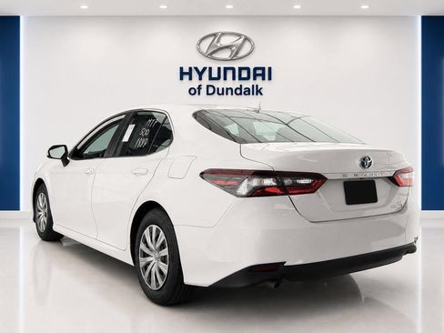 Used 2022 Toyota Camry LE FWD image 2