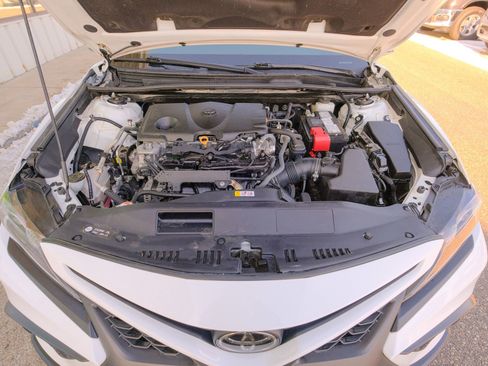 Used 2023 Toyota Camry SE image 40