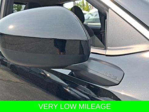 Used 2026 Nissan Kicks SV w/ SV Premium Package AWD/4WD image 4
