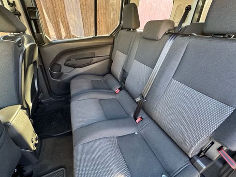 Used 2018 Ford Transit Connect XL image 25