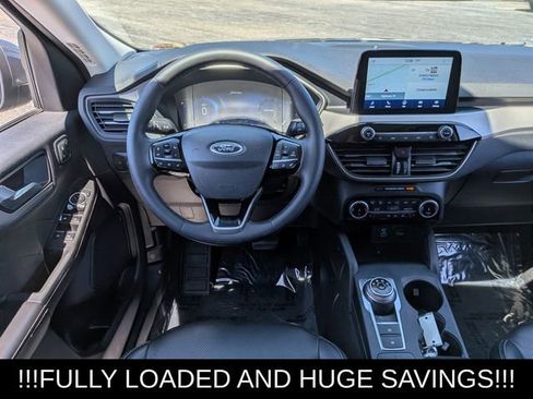 Used 2022 Ford Escape SEL w/ Technology Package AWD/4WD image 26