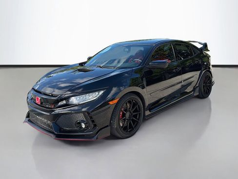Used 2017 Honda Civic Type R image 4