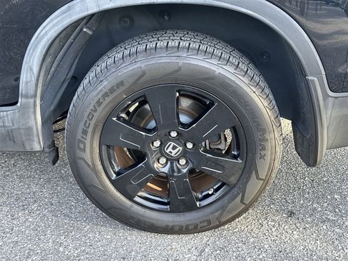 Used 2017 Honda Ridgeline Black Edition image 12