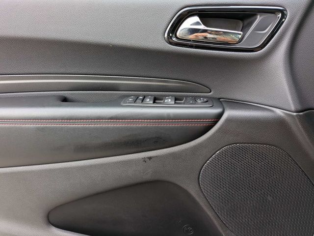 Used 2025 Dodge Durango GT RWD image 25